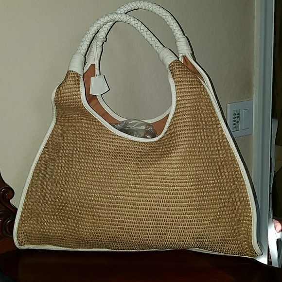 Banana Republic Handbags - Great Banana Republic summer bag
